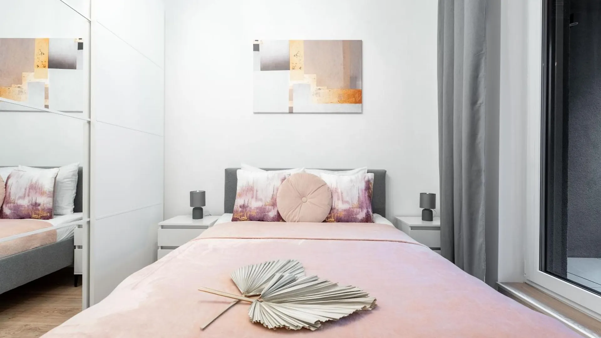 Pure Rental Apartments Wroclaw