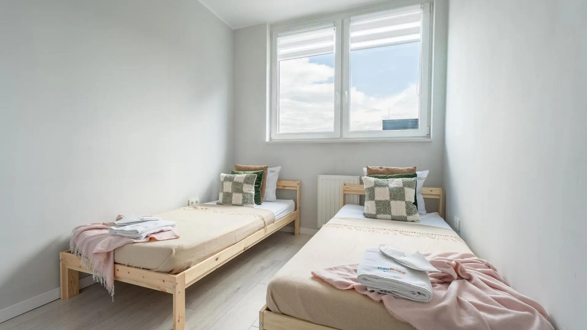 Pure Rental Apartments Wroclaw Poland