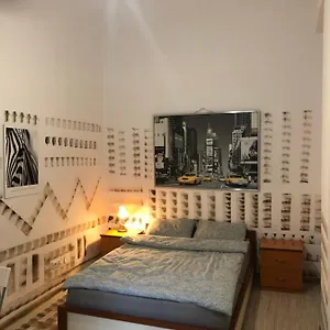 https://sali-2.krakowhotelspoland.com
